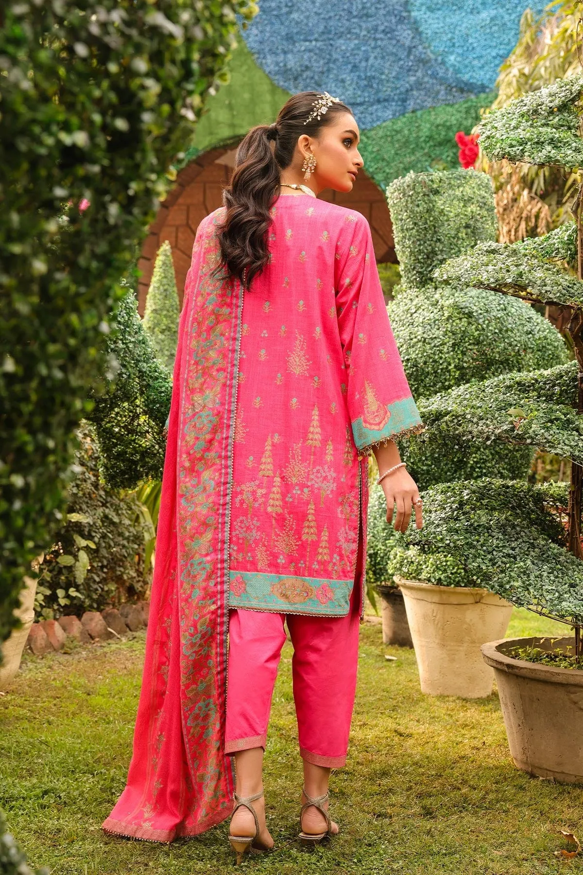 2 Pc Embroidered Two Way Slub Suit With Dobby Dupatta