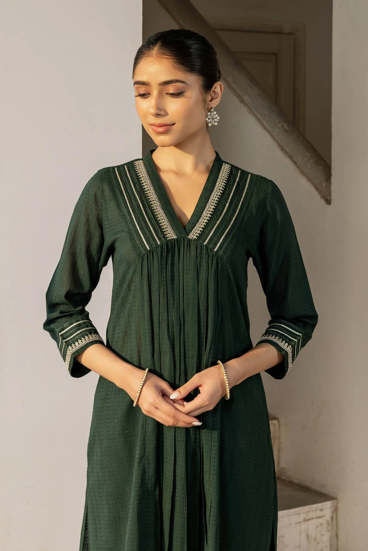 Aiza Kurta