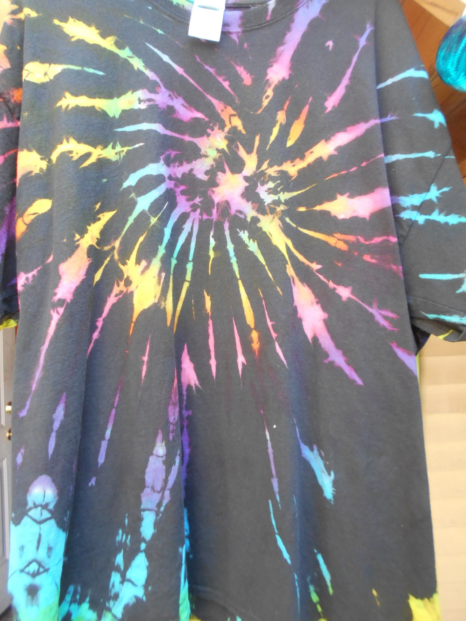 Black Plasma Short Sleeve Spiral Tie-Dye