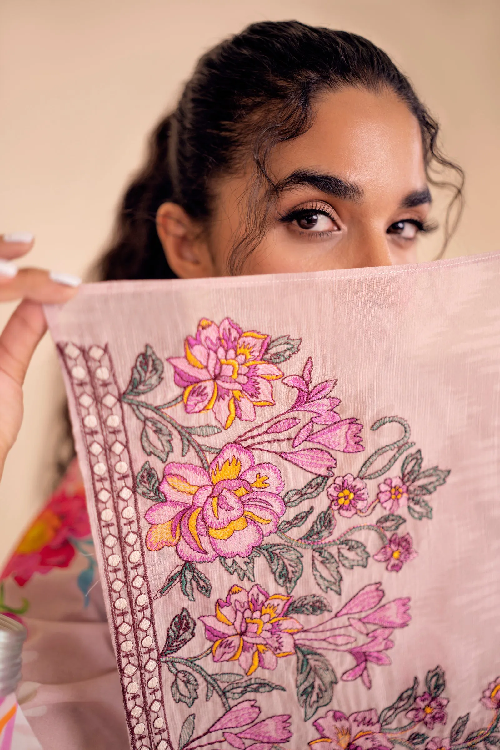 Crinkle Lawn Slub Digital print Embroidery