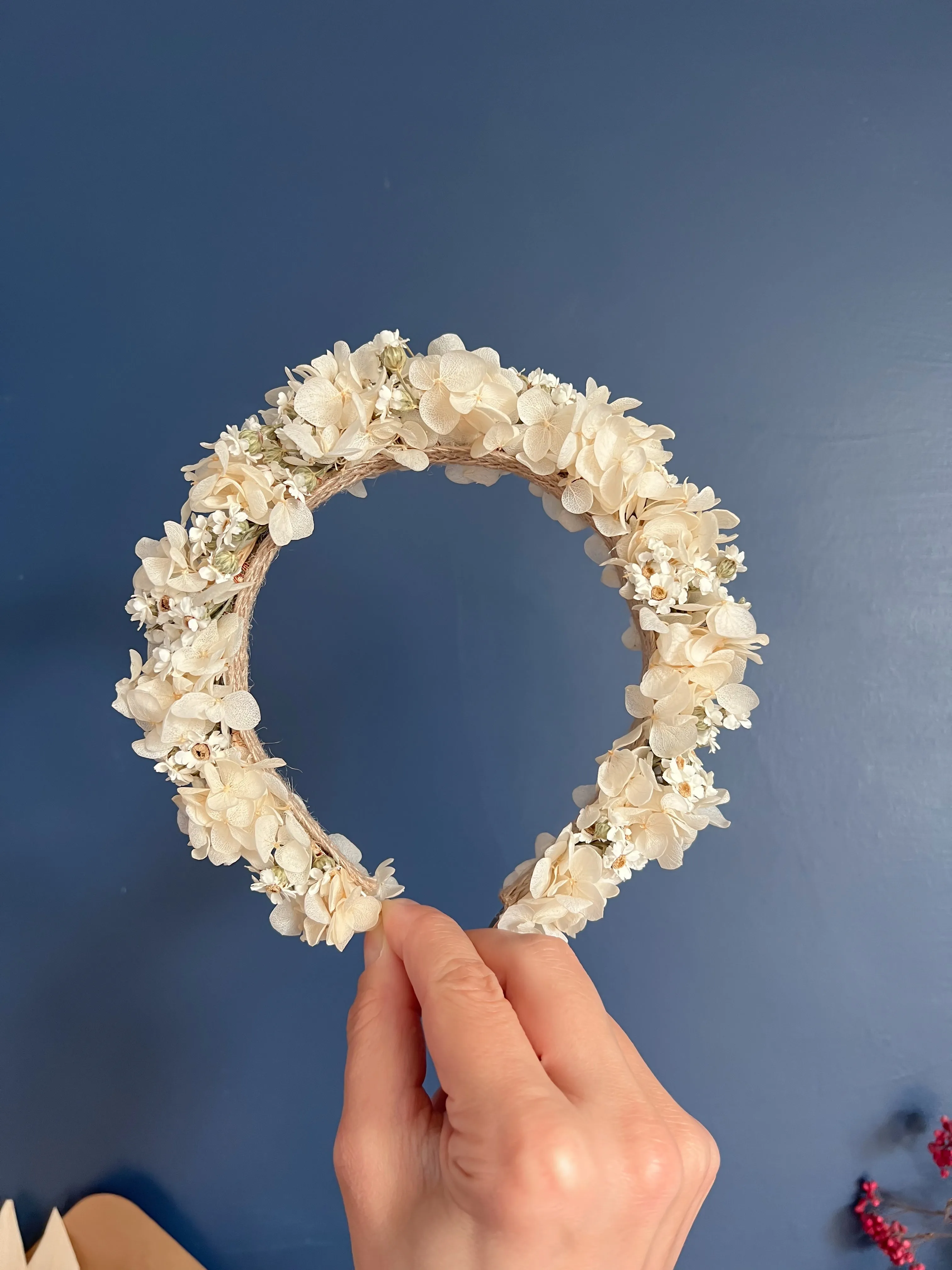 Daisy Headband, Hydrangea and Daisy Floral Tiara, Dried Mini Daisy Flower Crown, Dried Flower Crown, Ivory Daisy Floral Headpiece