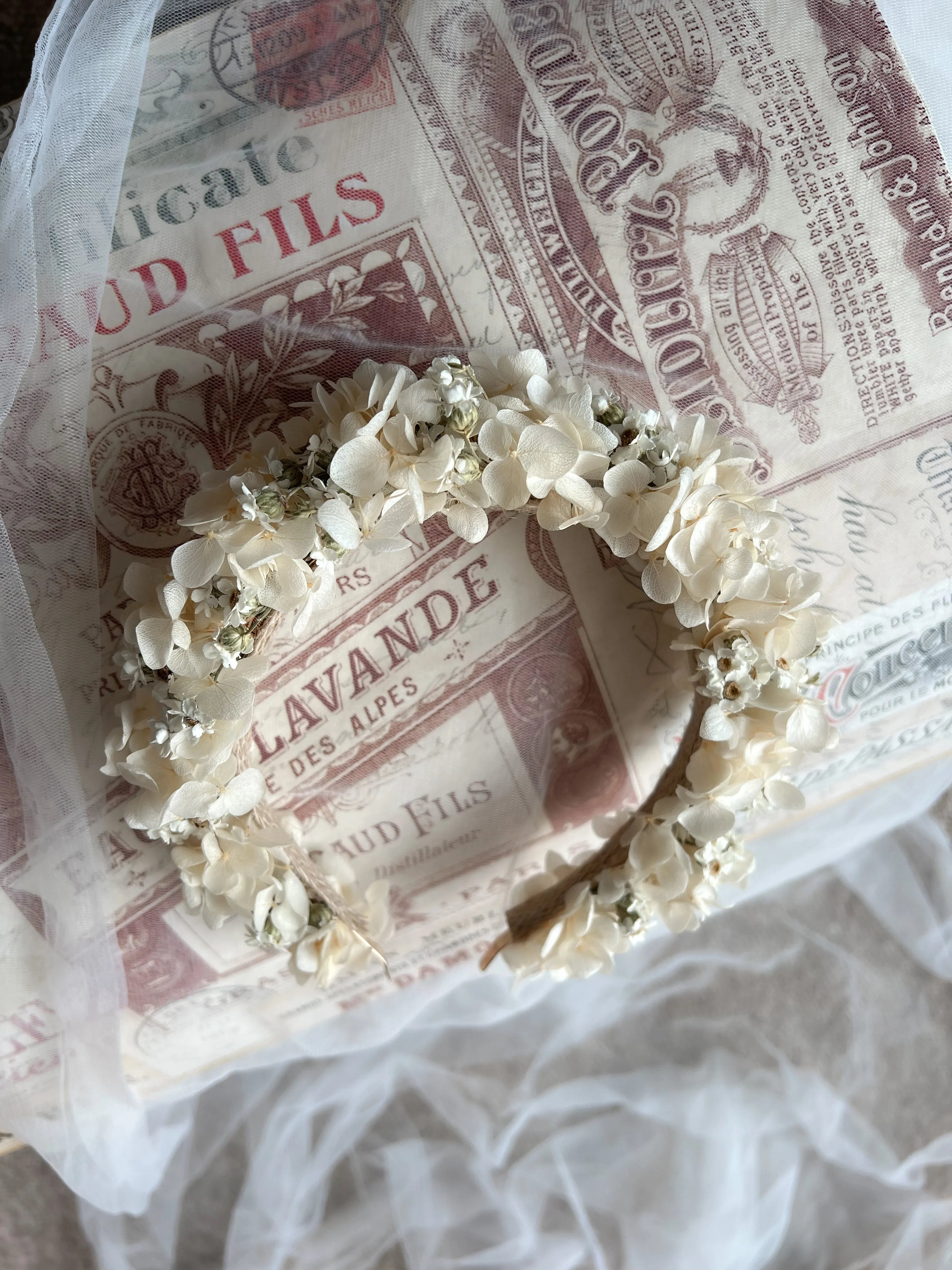 Daisy Headband, Hydrangea and Daisy Floral Tiara, Dried Mini Daisy Flower Crown, Dried Flower Crown, Ivory Daisy Floral Headpiece