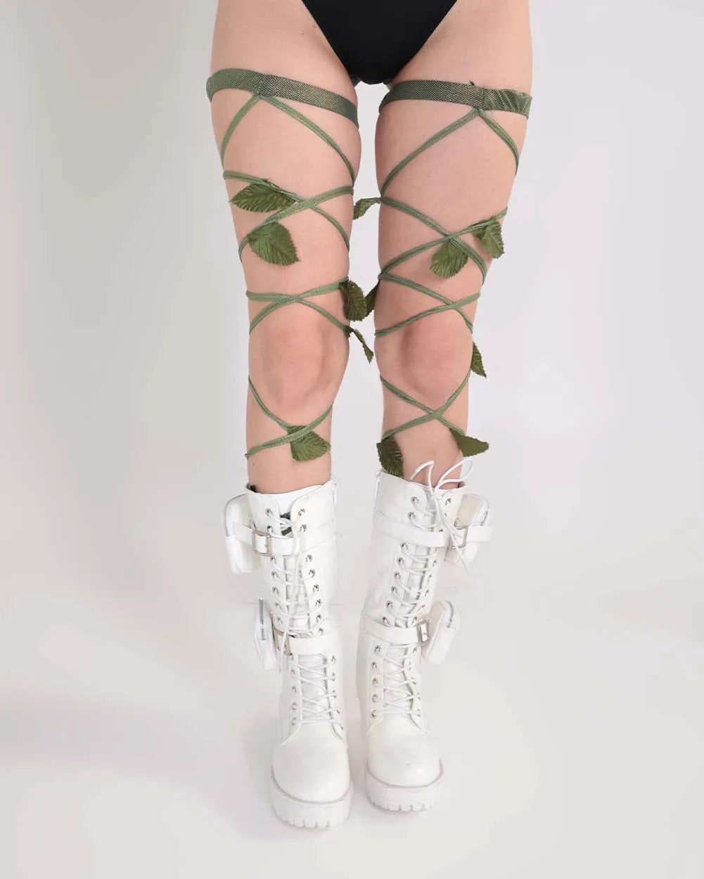 Ivy Shimmer Garter Leg Wraps