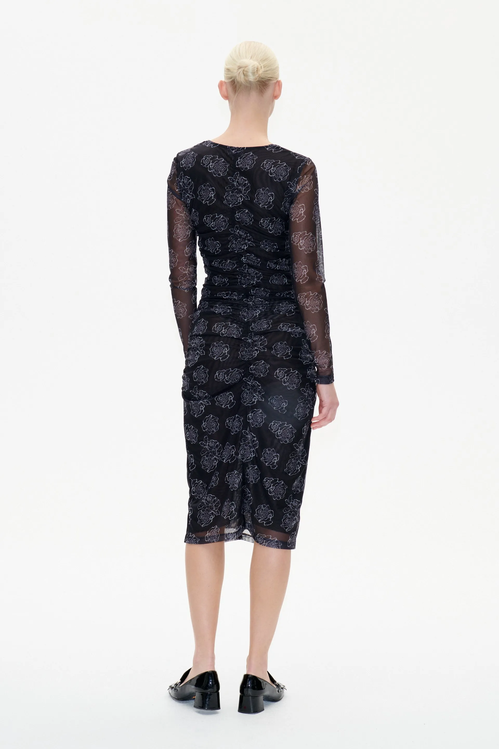 JEZELLE | Black Embroidery Flower