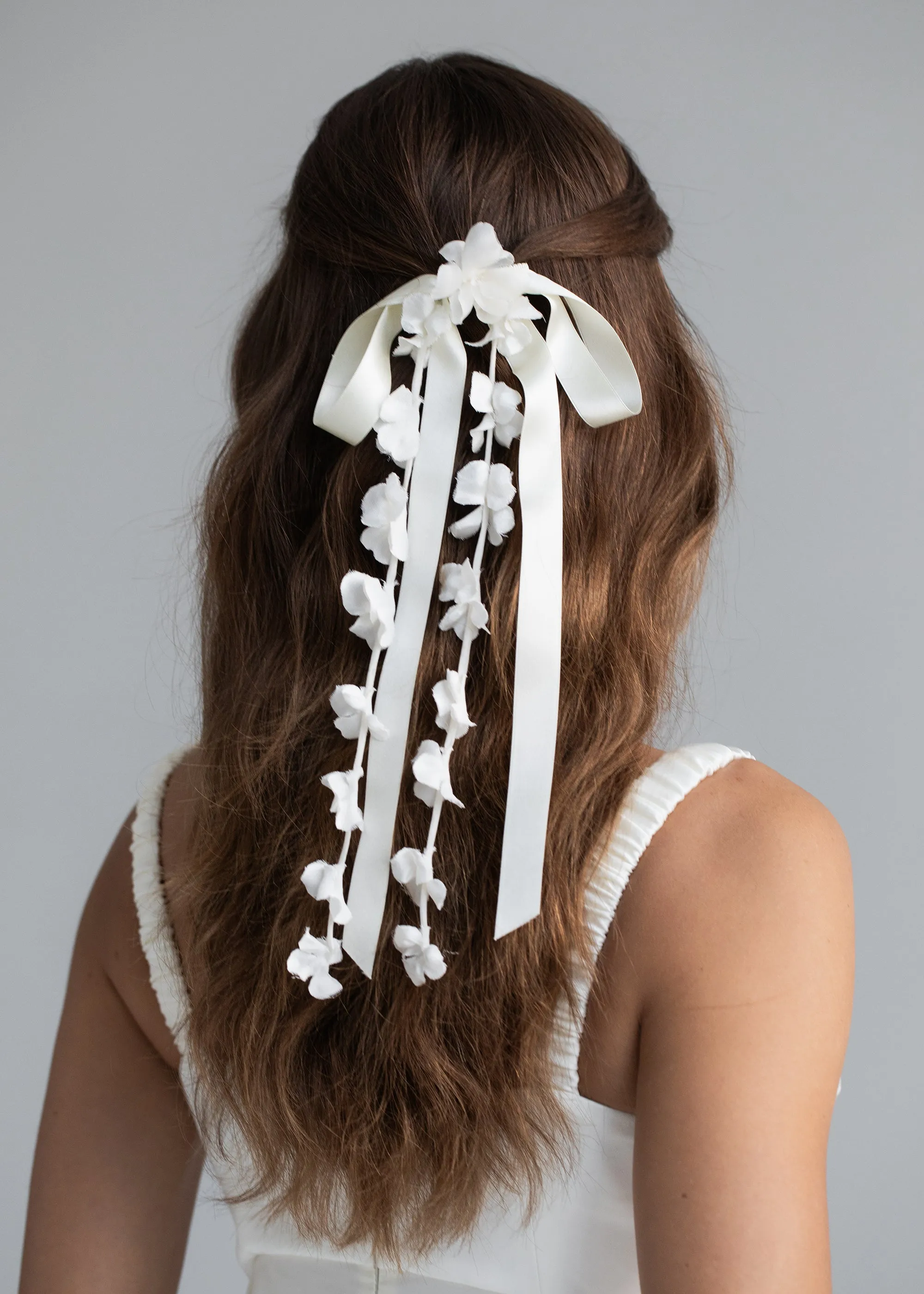 Juliet Bow Barrette -- Cream
