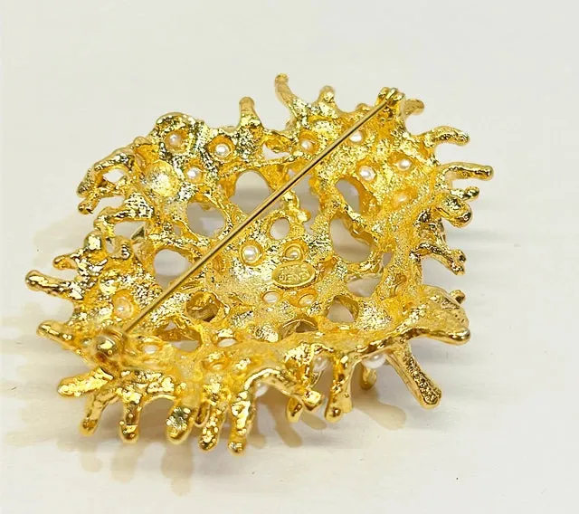 Kenneth Jay Lane statement large scale brooch
