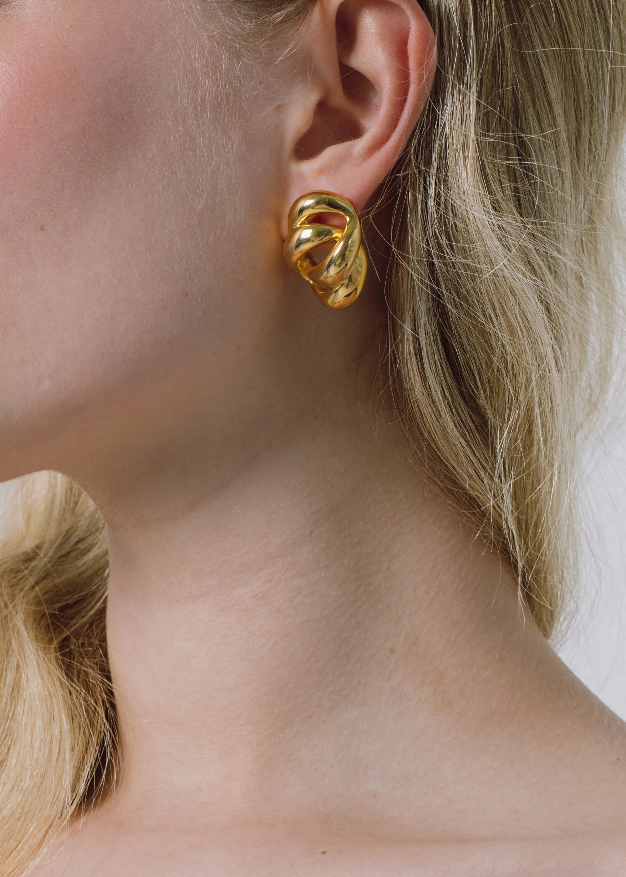 Lennox Earrings -- Gold