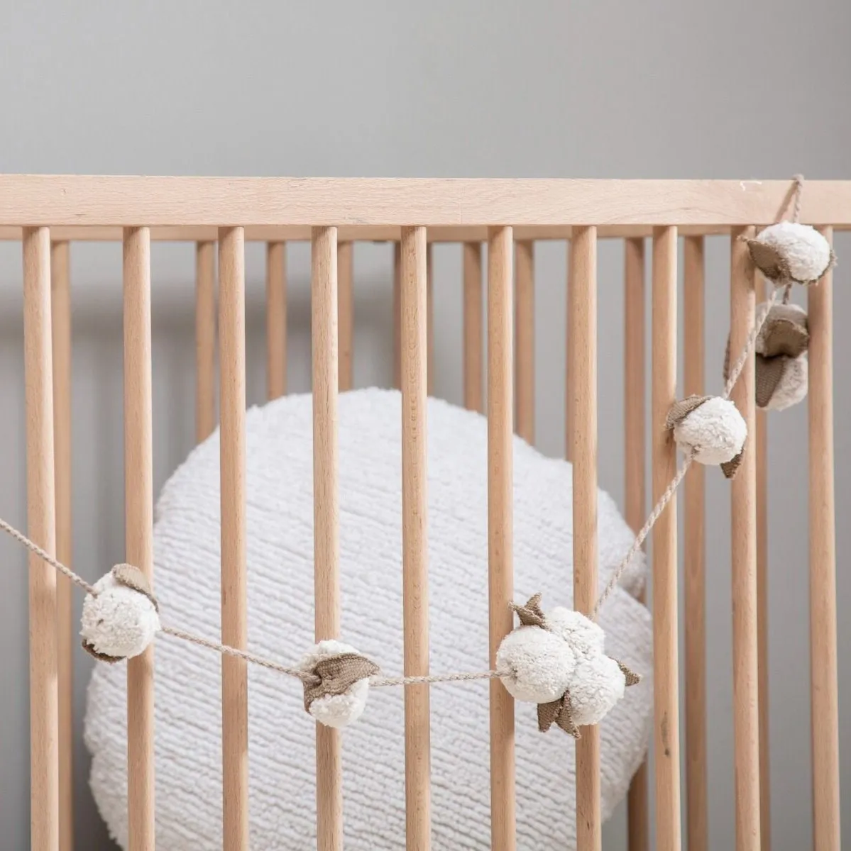 Lorena Canals Garland - Cotton Bolls