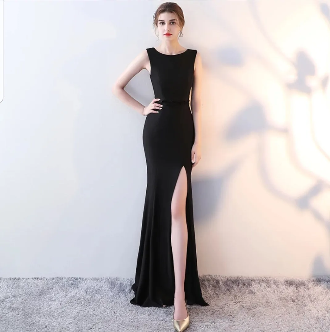 The Calista Sleeveless Dress (Customisable)